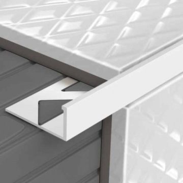 Műanyag L élvédő többféle színben és méretben